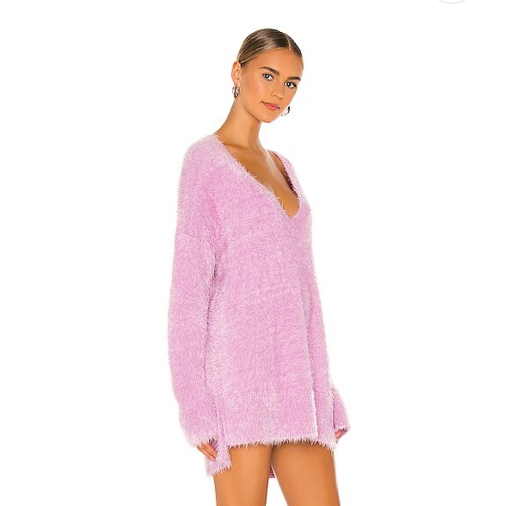 Show me your Mumu Cozy Forever Sweater. Worn a few times. Good shape‎ - Picture 2 of 7